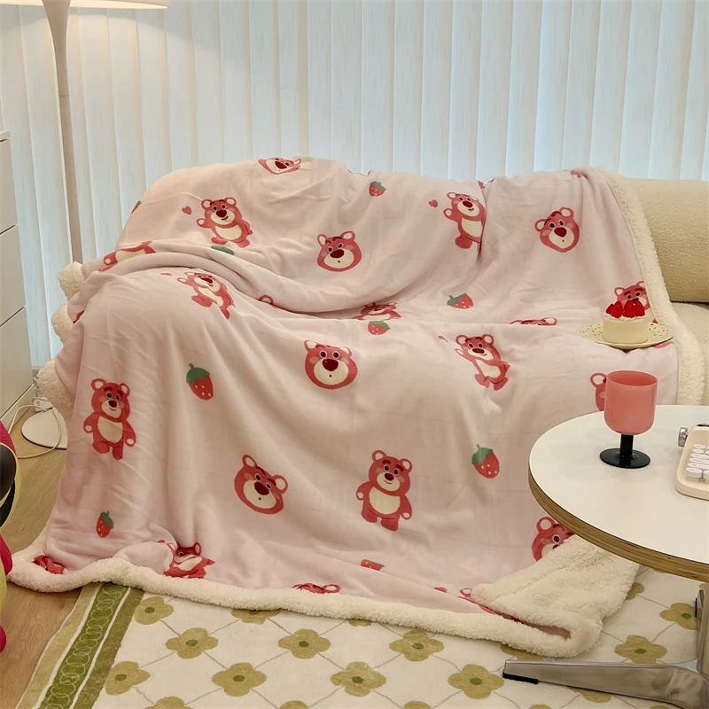 

Мультфильм Диснея клубника медведь одеяло из овечьей шерсти женское осенне-зимнее теплое одиночное Одеяло Диван Одеяло