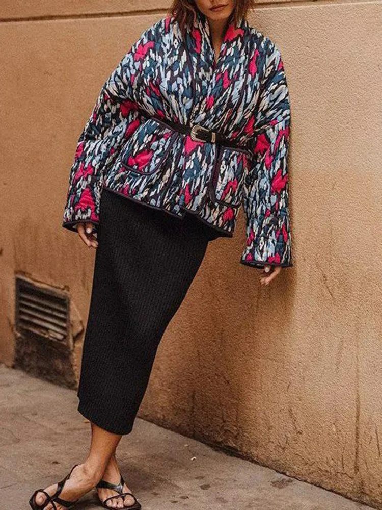 Рисунок 2 - Женская Стеганая куртка на пуговицах