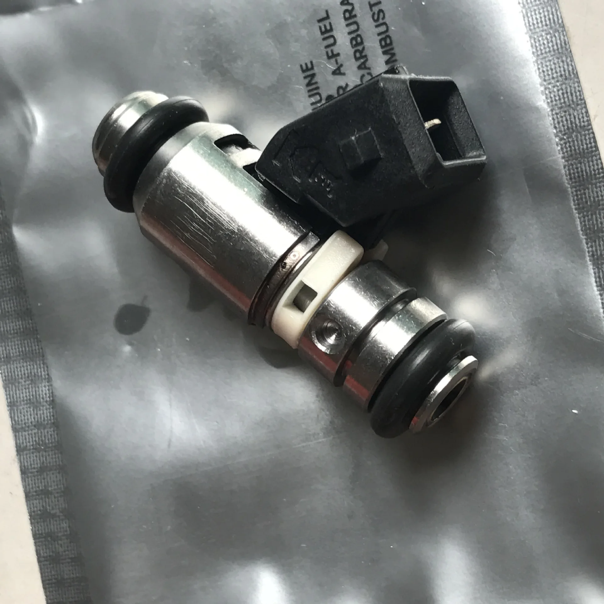 Топливный инжектор для Vespa 946 Sprint Piaggio FLY 150 IWP241