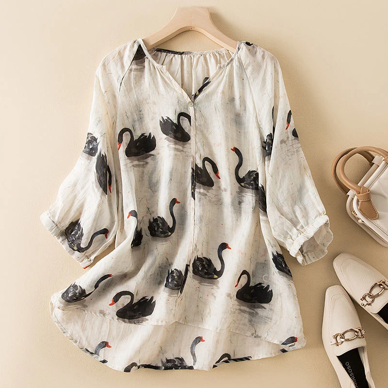 

2022 Summer Arts Style Women V-neck Short Sleeve T-shirt Black Swan Print Loose Cotton Linen Vintage Tee Shirt Femme Tops C377
