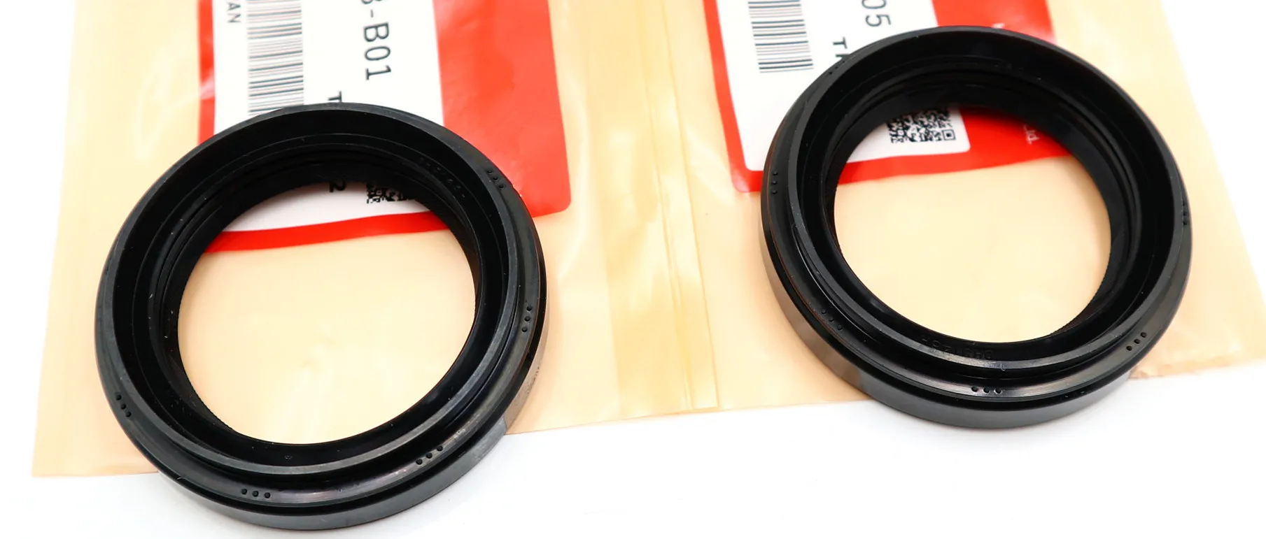 Brand New Drive Axle Seal 91205PL3B01 & 91205P0X005