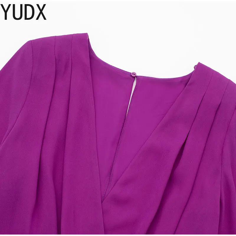 Рисунок 6 - Женское однотонное платье-миди