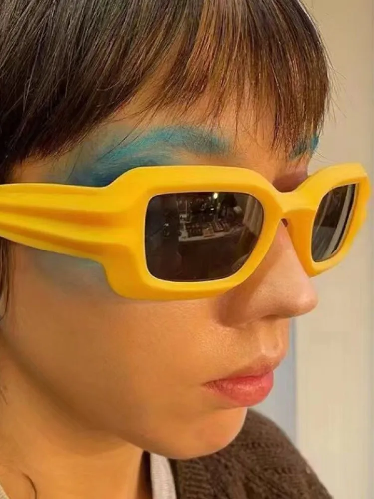 Gafas de sol cuadradas estilo Punk para hombre y mujer, lentes de sol con ondas, divertidas, antigolpes, estilo Hip Hop, UV400, 2022