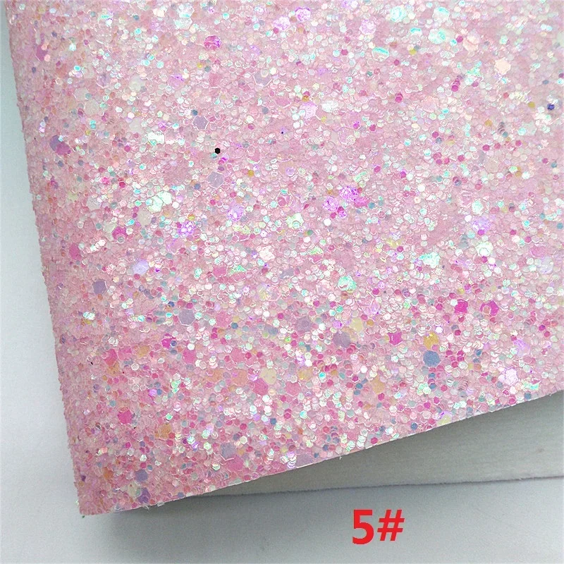 Розовая массивная блестящая кожа с сердцами снежинками принтом Санта-Клауса