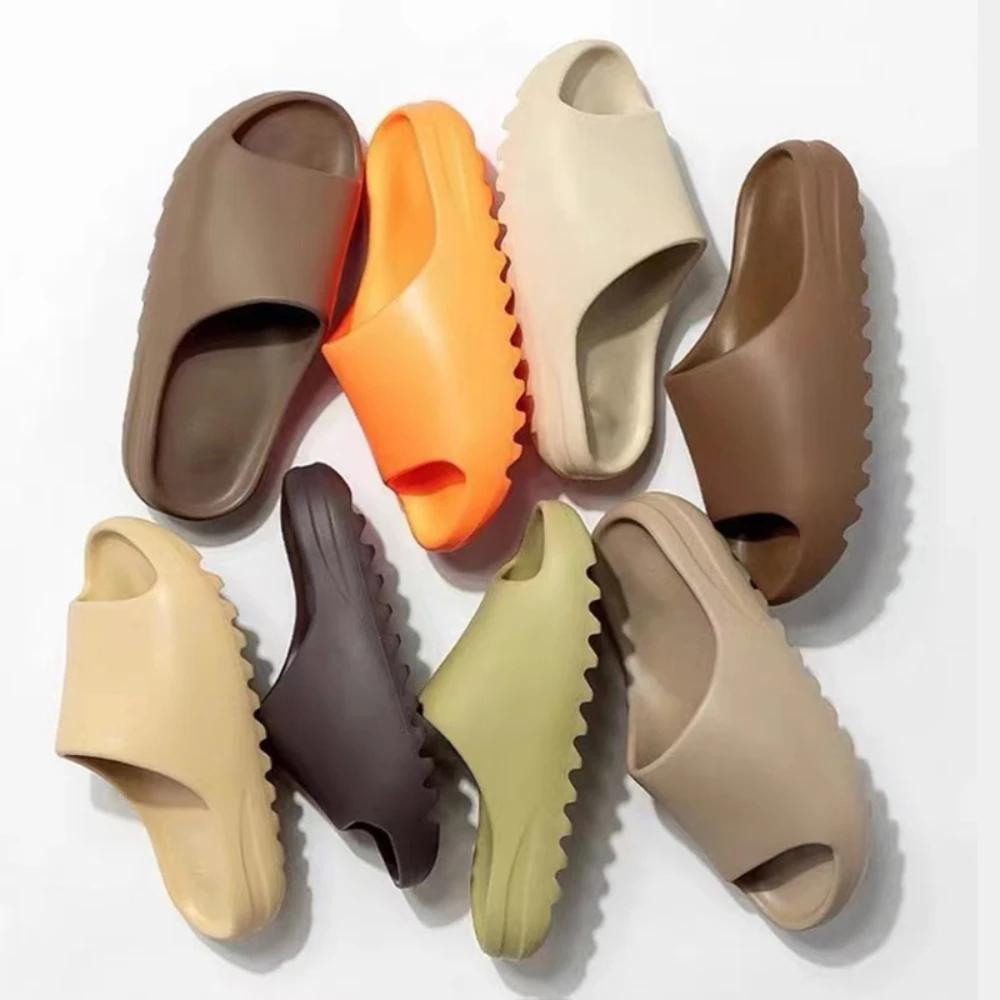 YZY Slides Men Thick Bottom Slippers Platform Bathroom Slides Trend Designer Shoes Ladies Female Mule Shoes Flip Flops Sandals