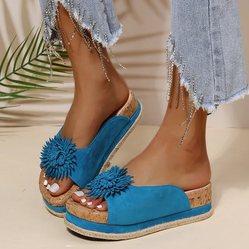

Beach Slippers Female 2022 Summer Slippers for Women New Thick Bottom Comfortable Women's Wedge Shoes