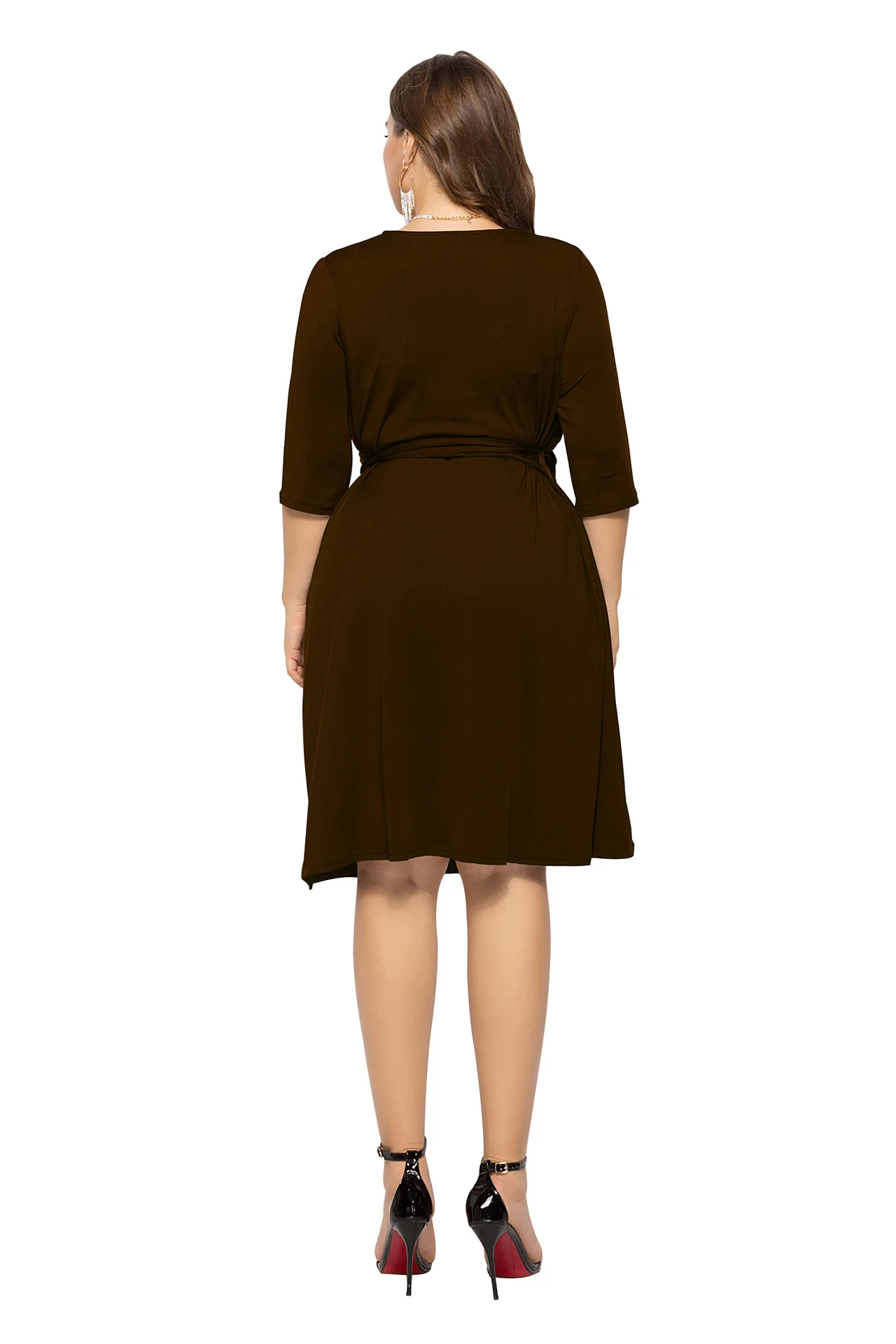 Рисунок 6 - Женское платье с коротким рукавом