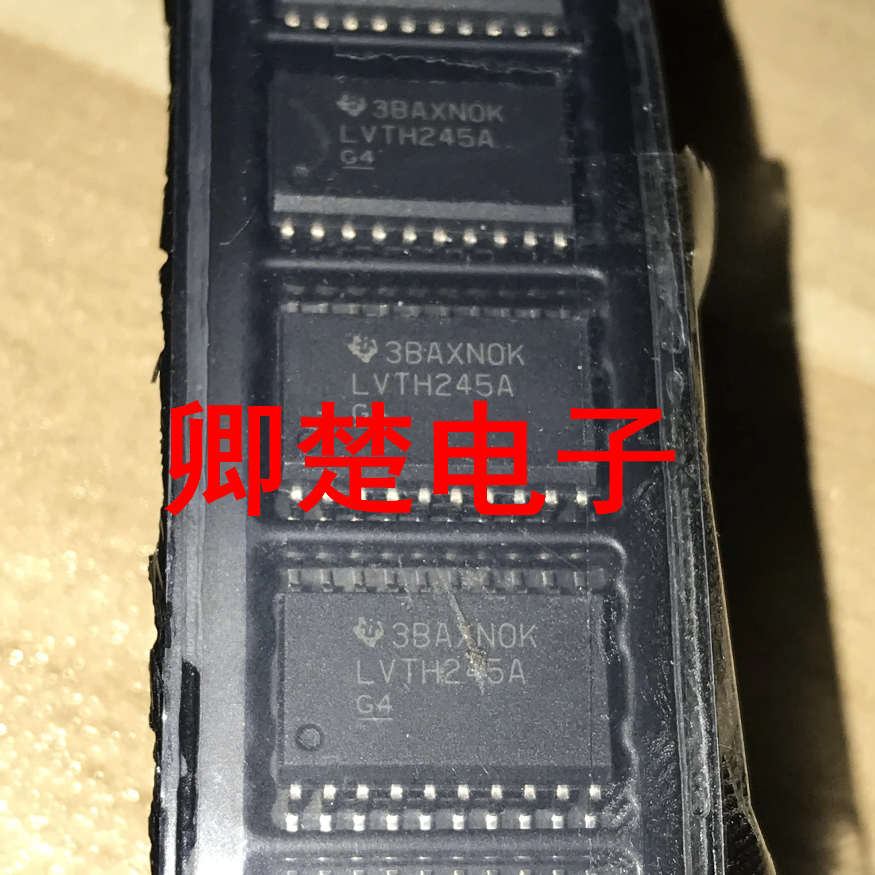 

20pcs original new 74LVTH245ADW SOP20