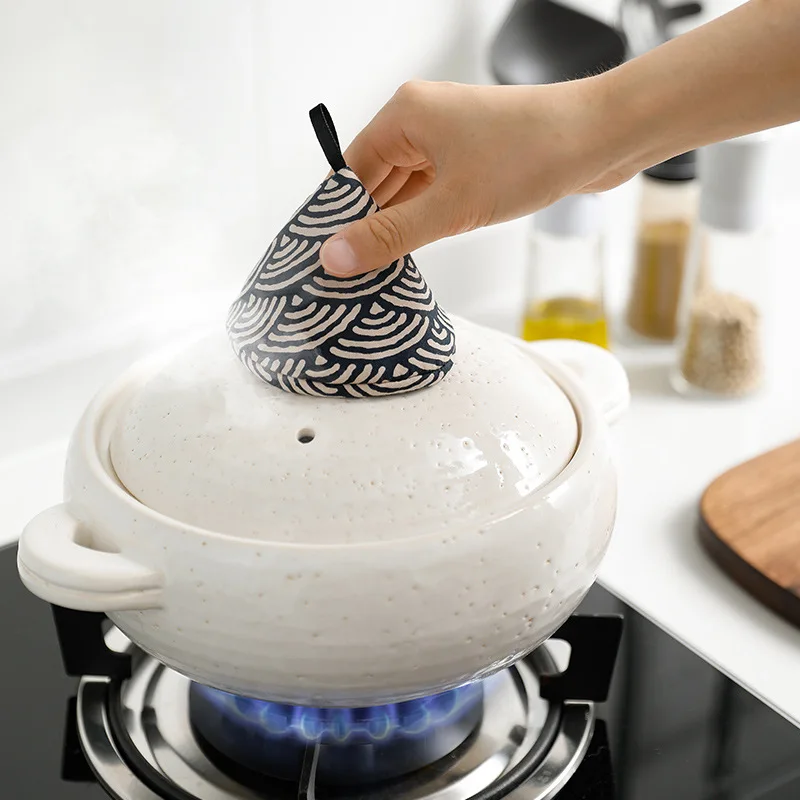 

Japanese fabric anti scalding pot cap can hang pot ear thermal insulation glove clip