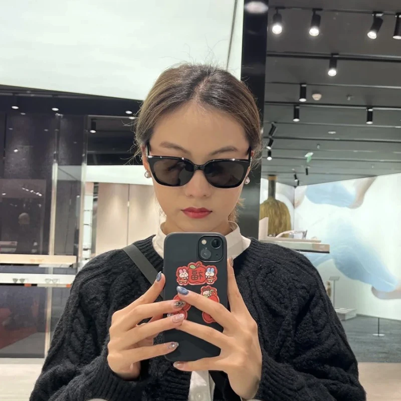 

Солнцезащитные очки Yuumi World для женщин и мужчин, кошачий глаз, темные очки, шпионская Мода, негабаритные Роскошные Дизайнерские брендовые, в Корейском стиле