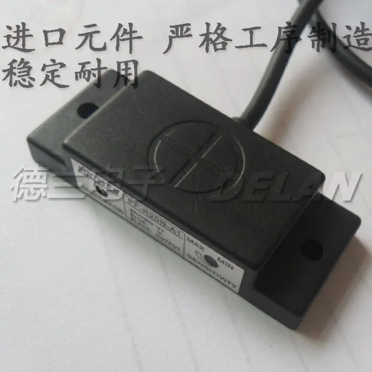

Original capacitive square proximity switch PF-R20N-A1 non-metallic sensor E2K-F10MC1-A1