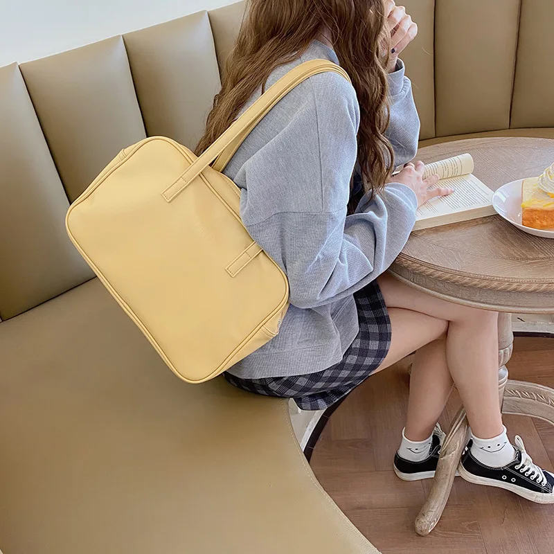 

Women Fashion Underarm Shoulder Bags Designer Handbags Soft Pu Leather Armpit Bag Large Capacity Tote Female Bolso De Axila