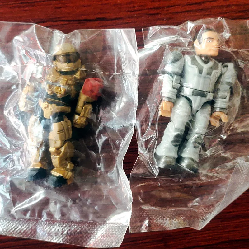 

2pcs 4.5cm Cartoon halo building blocks figure toy