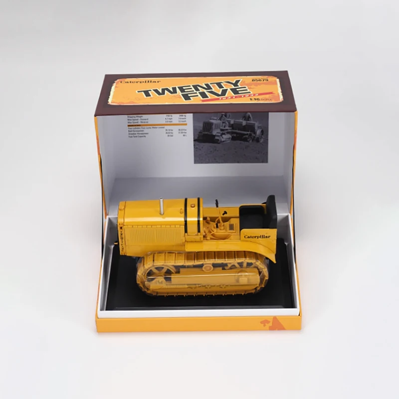 Maisto Масштабная модель трактора CAT 25 из сплава 1:16