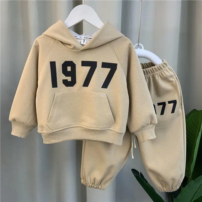 

Boys Sweater Set New Children Autumn Casual Clothing Letter 1977 Hooded warm sweater and Pants 2 Piece kids Sportswear 3 to 10T