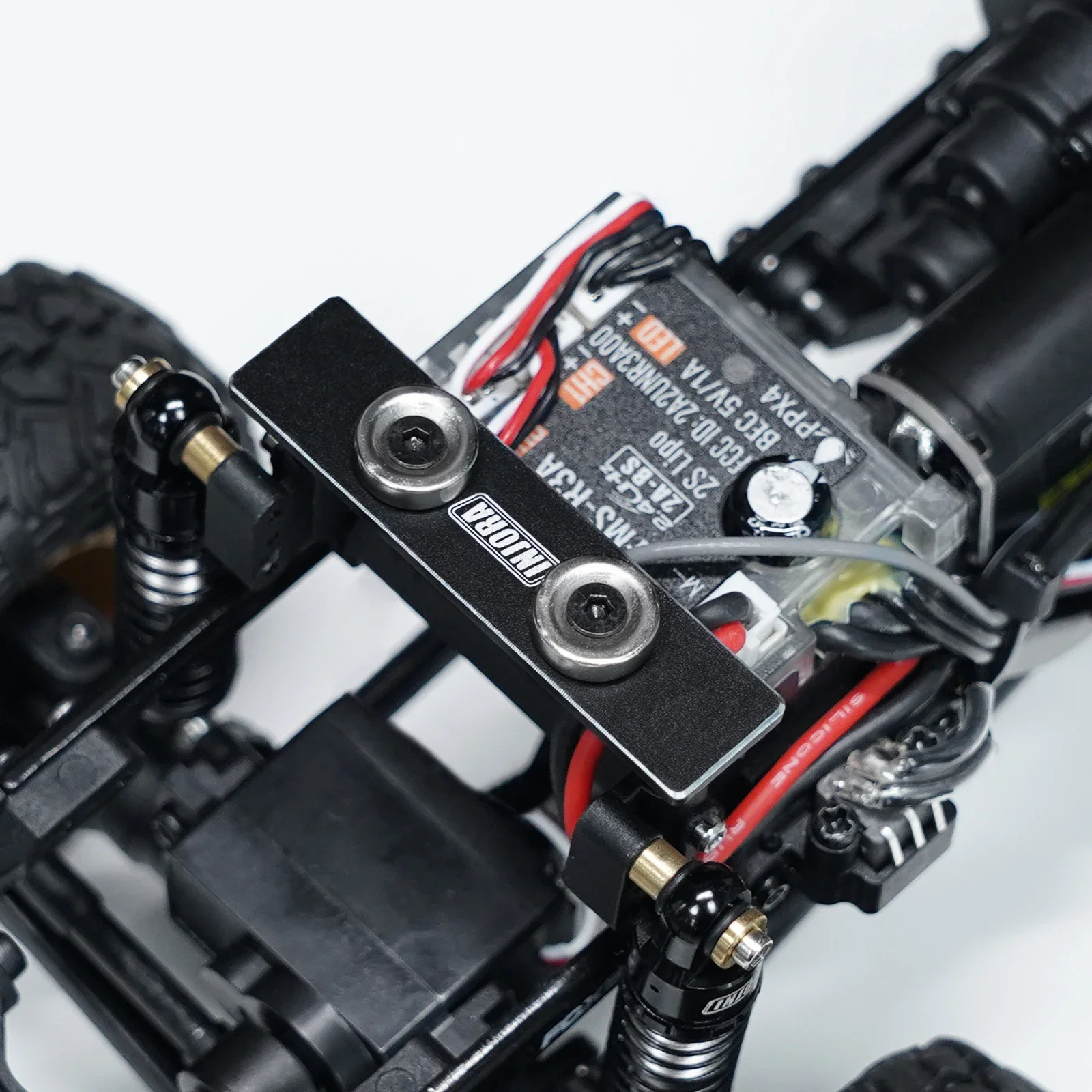 Невидимое магнитное крепление для тела 1/24 RC Crawler FMS FCX24M Upgrade