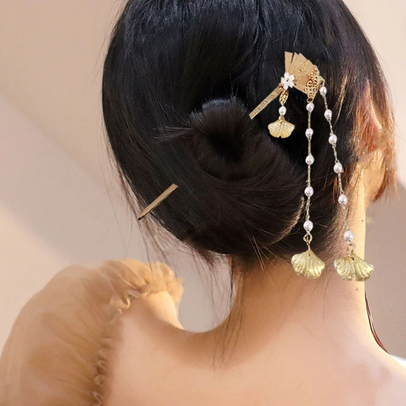 

Elegant Metal Fan-shape Hairpins with Pearl Tassel Chinese Style Hair Pins Hair Accessories for Women Long Hair