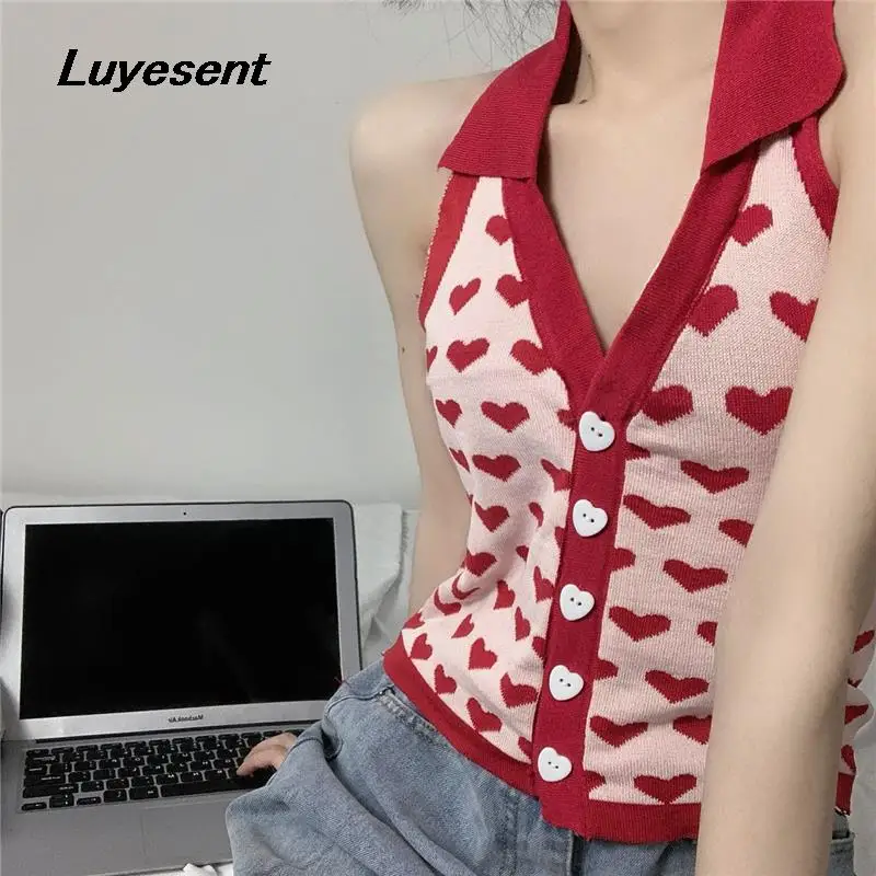 

Lovely Women V Neck Slim Camis Y2k Girl Single Breasted Heart Love POLO Collar Knit Camisole Sweet Mujer Backless Basic Crop Top