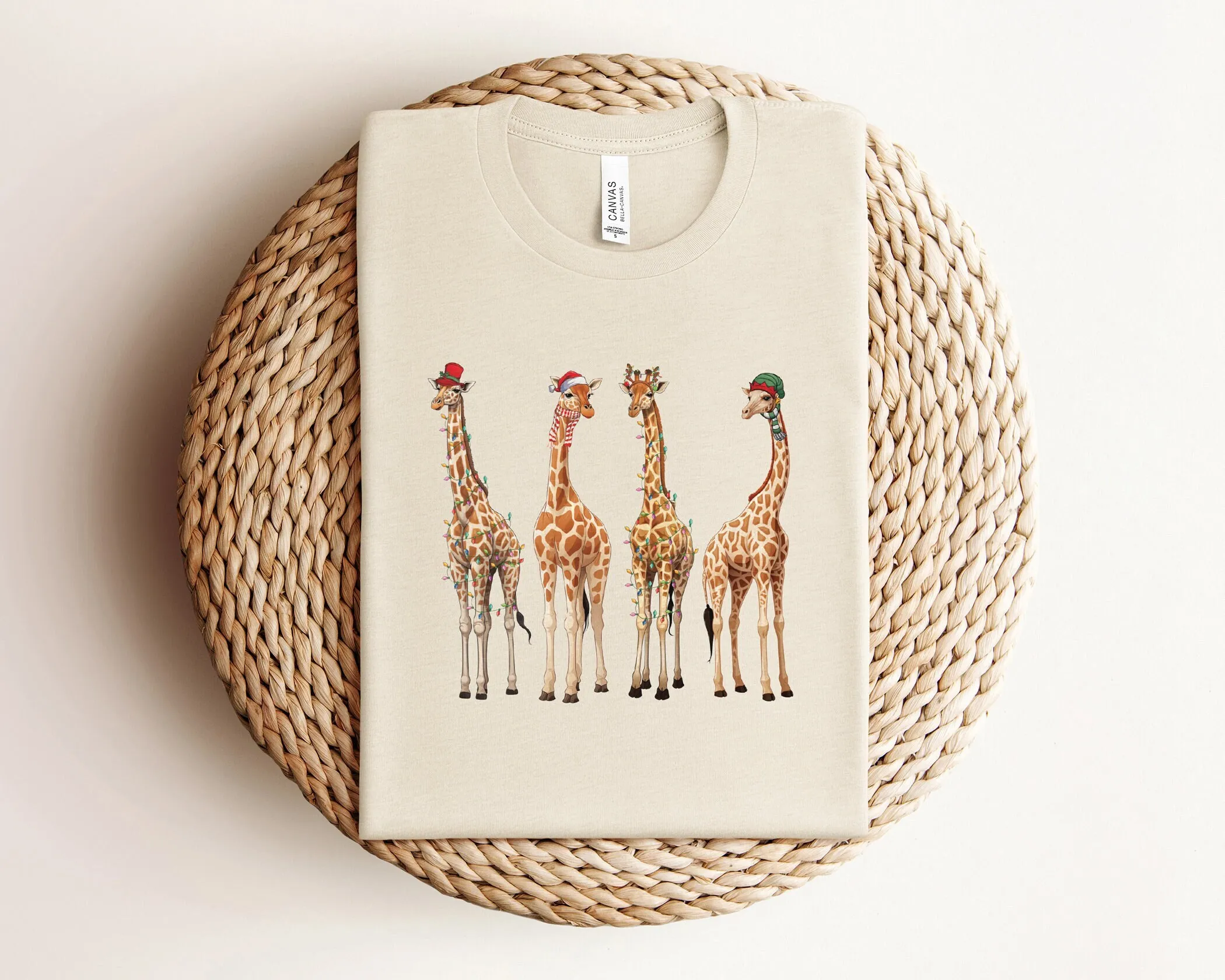 Рождественская футболка с жирафом милые животные круглым вырезом