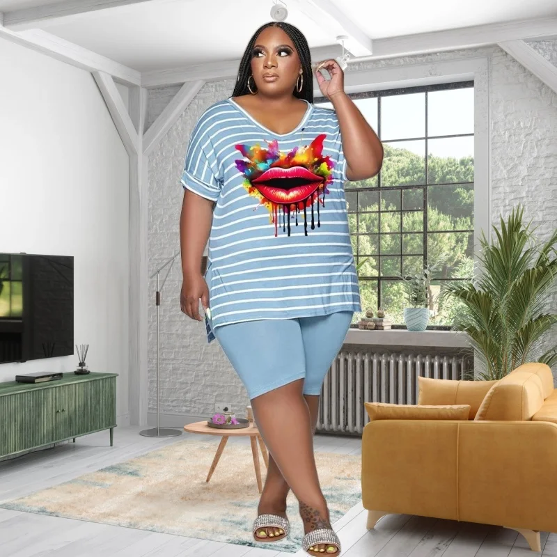 Женский летний комплект из двух предметов с коротким рукавом