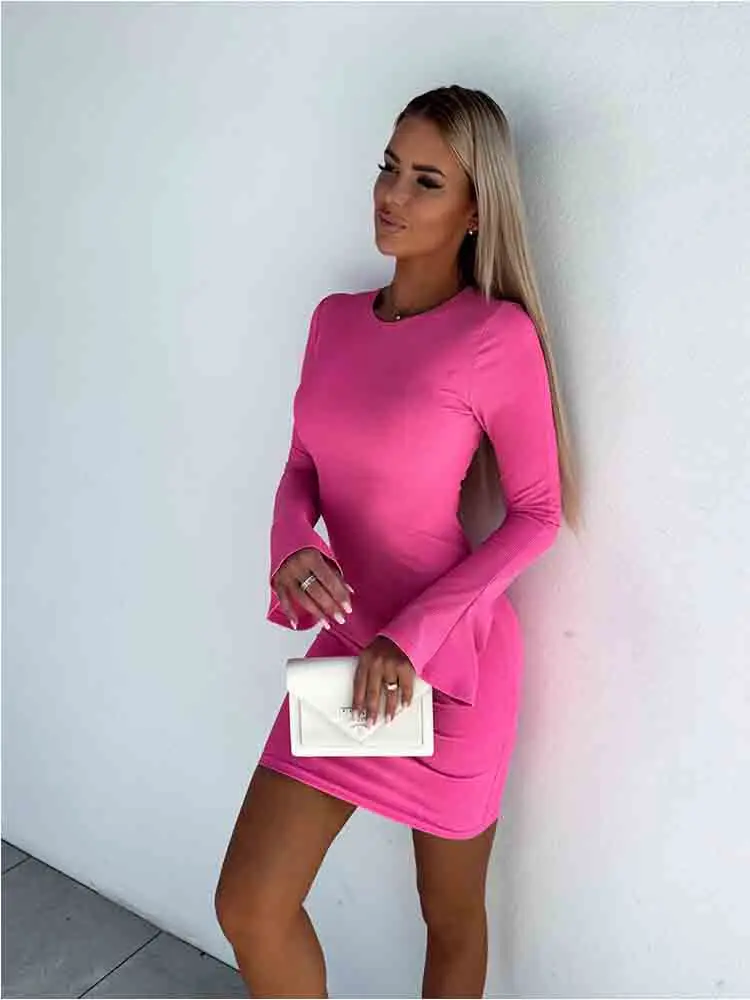 Трикотажное платье-свитер с круглым вырезом облегающее платье длинным рукавом