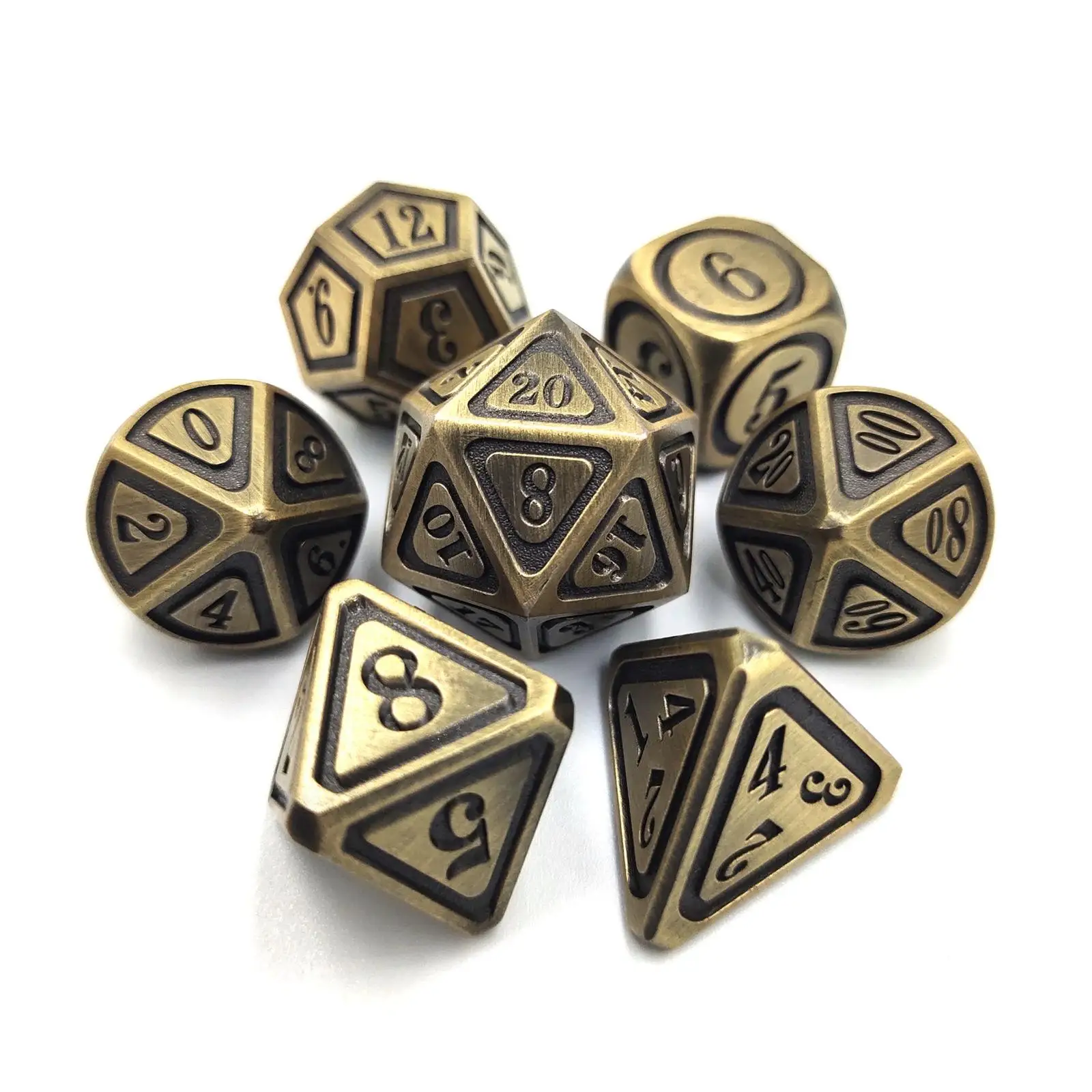 

7 многосторонних кубиков для настольных игр DND