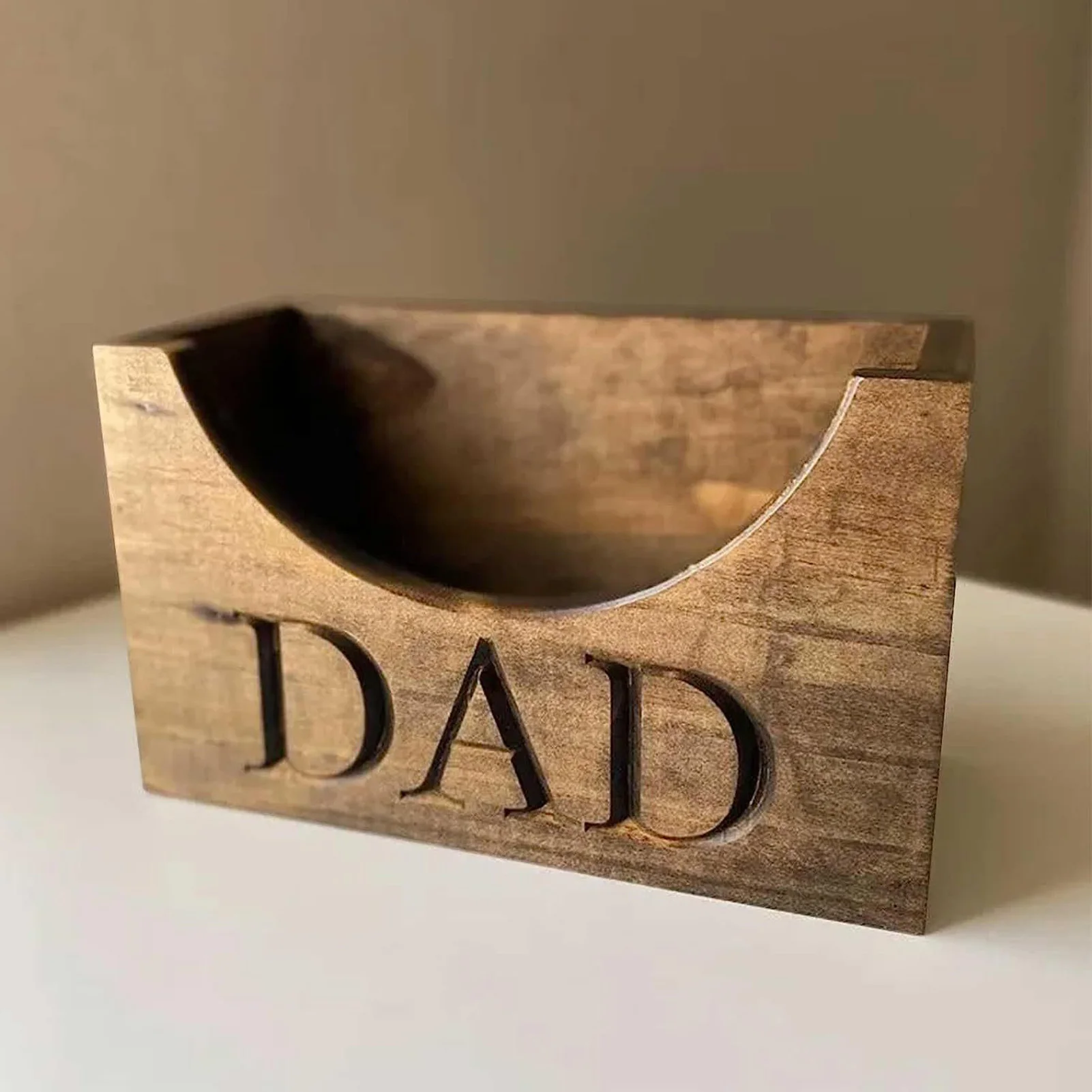 

20X12X8.8cm Personalized Hat Storage Rack Bracket Wooden Hat Display Stand Large Capacity Hat Storage Box For Office