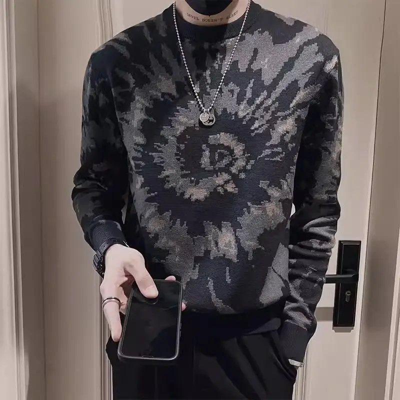 Мужской тонкий свитер из полиэстера