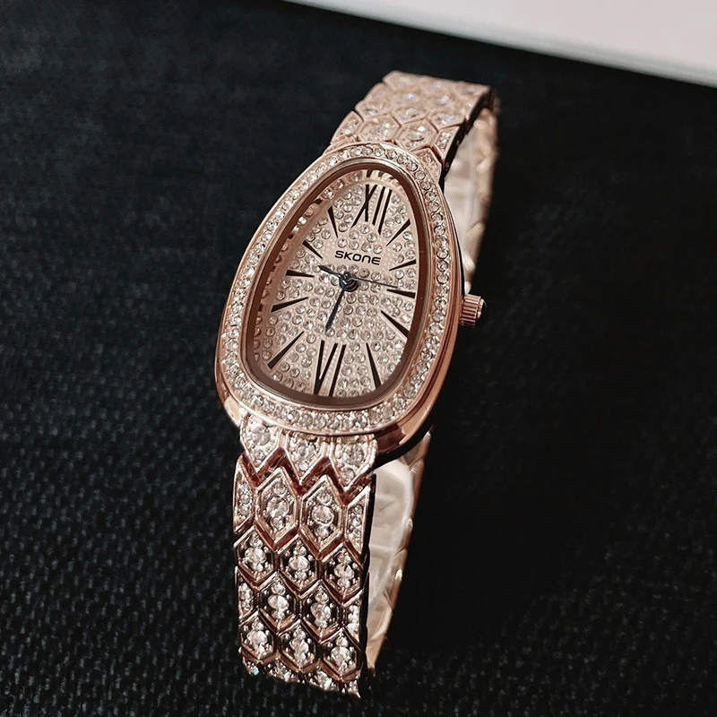 Водонепроницаемые персонализированные женские часы со змеиной головой и