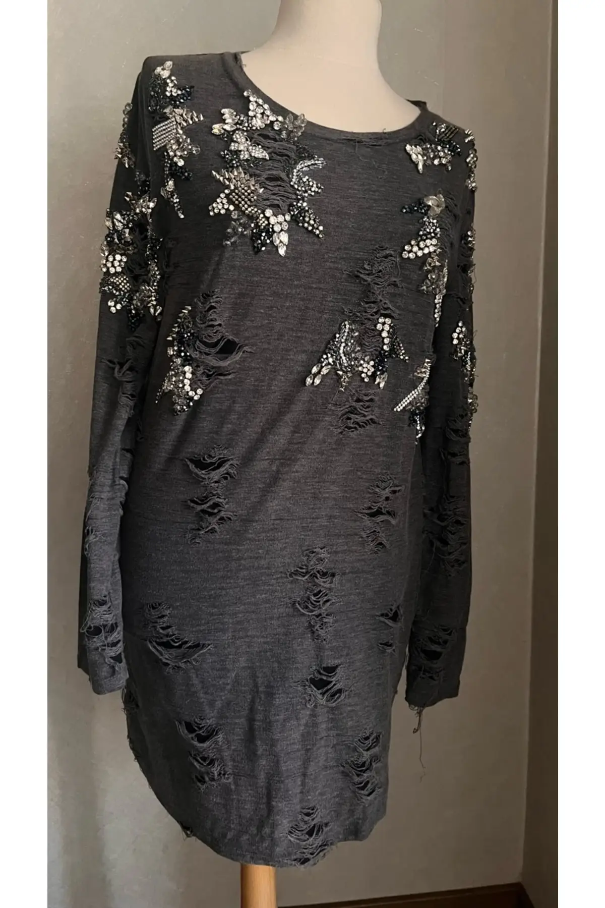 Рисунок 6 - Женское стильное повседневное платье-туника