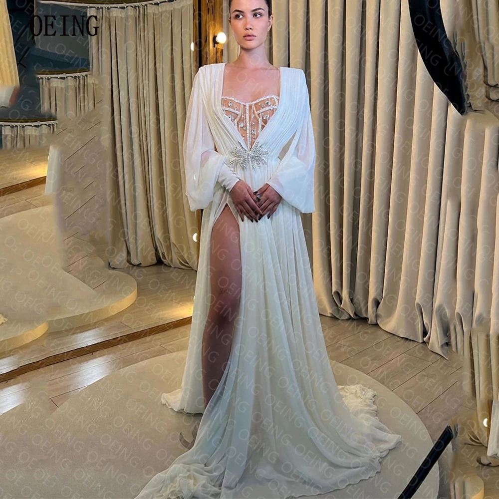 

Шифоновое платье-трапеция с квадратным вырезом, с разрезом сбоку