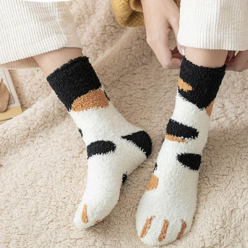 Рисунок 4 - Женские милые зимние теплые носки