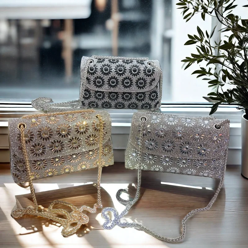 Новая сумка через плечо на цепочке вечерняя для ужина модные женские маленькие