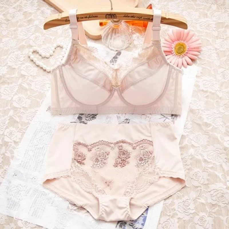 Женский комплект нижнего белья с чашками пуш-ап пикантный бюстгальтер вышивкой