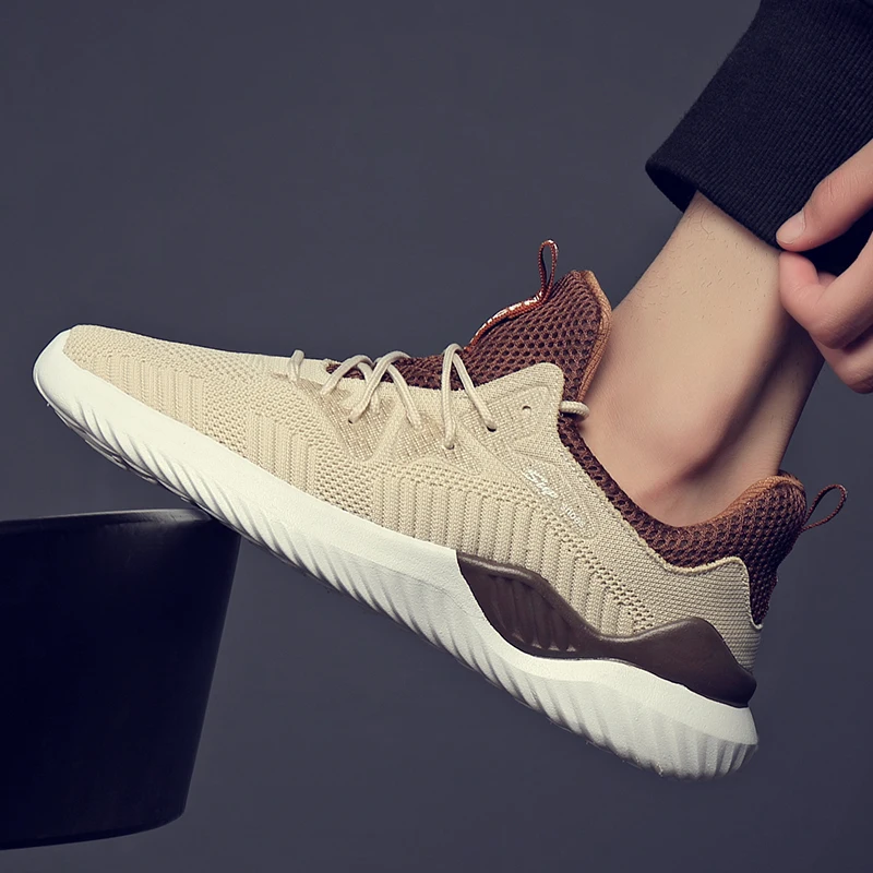 

Men's Running Shoes Summer Breathable Beige Sport Shoes Trainers Men Brand Luxury Designer Shoes Tennis Shoes zapatillas hombre