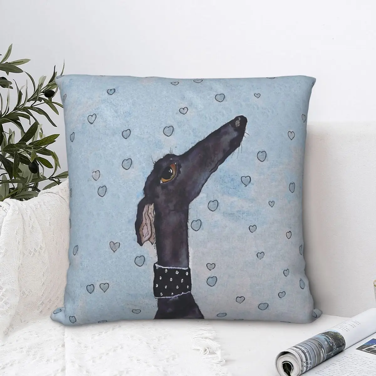 

Декоративная подушка в виде сердца для собак