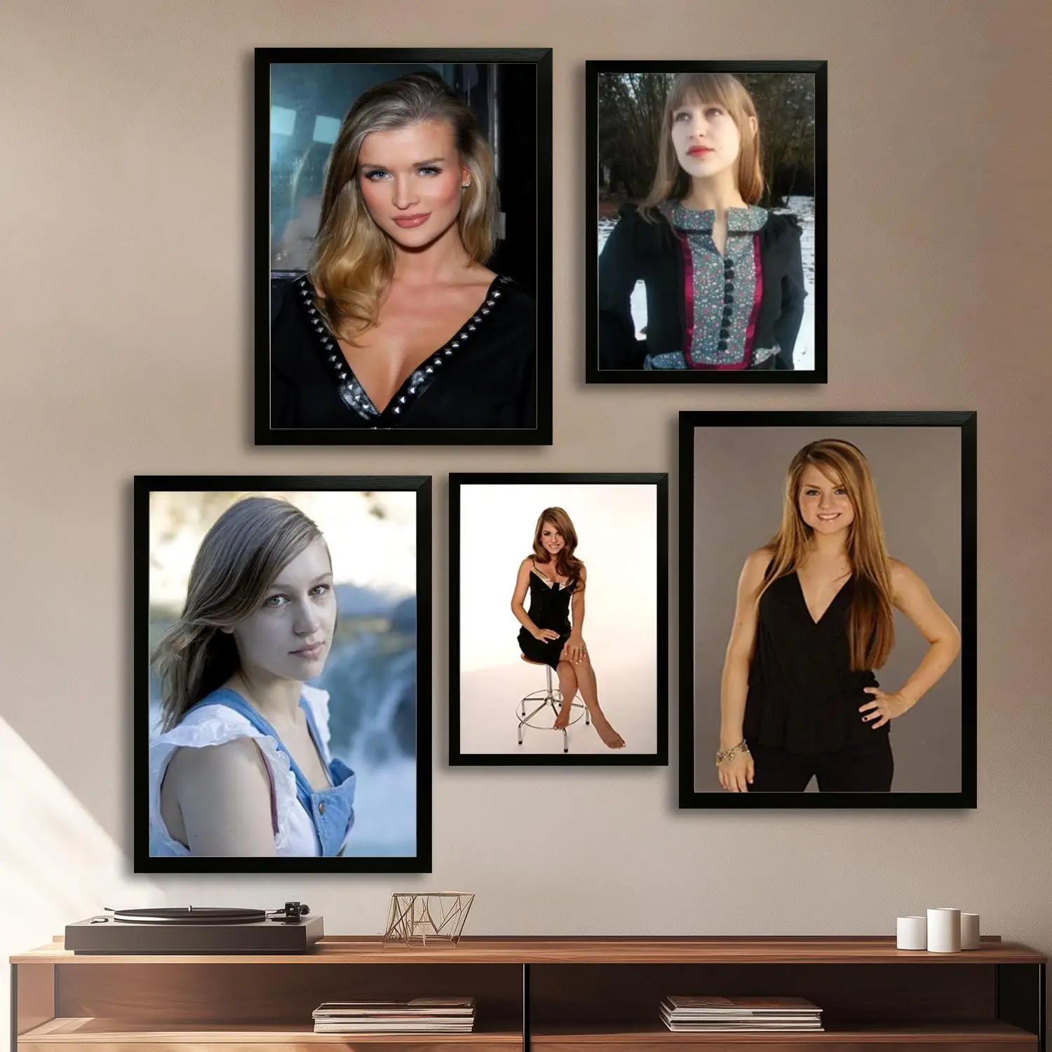 Художественный постер Joanna Newsom на холсте