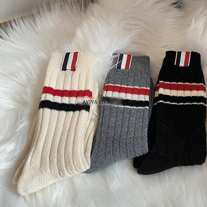 High Quality For Women Comfortable Soft Knitted Wool Winter Thick Warm Loose Long Socks Striped Fashion Retro High Tube Home Sox