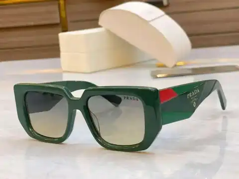 Новая копия Prada Classic StyliSh и ElEgant Sunglasses 1: 1 с идеальной тканью TexTure.