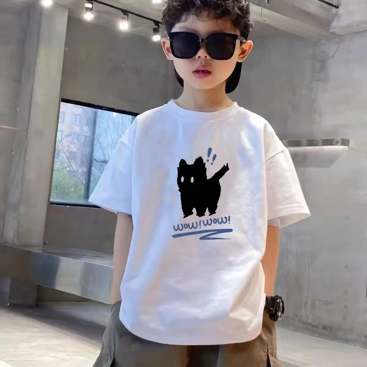 Футболка хлопковая с коротким рукавом и принтом свободного покроя