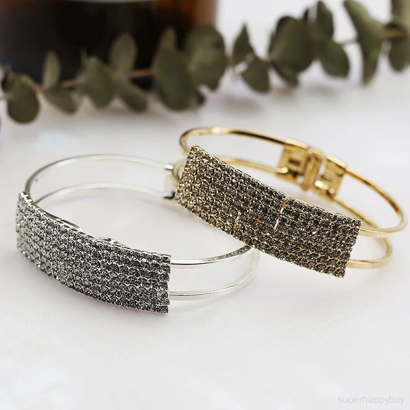 

Women's Bracelet Adjustable Babysbreath Full Bore Fashion Bracelet