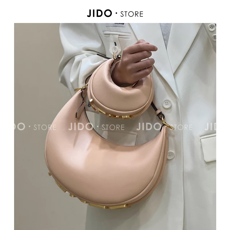 

Simple Fashionable Design Light Luxury Crescent Fashion Trend One Shoulder Portable Semi-circular Armpit Bag For Women