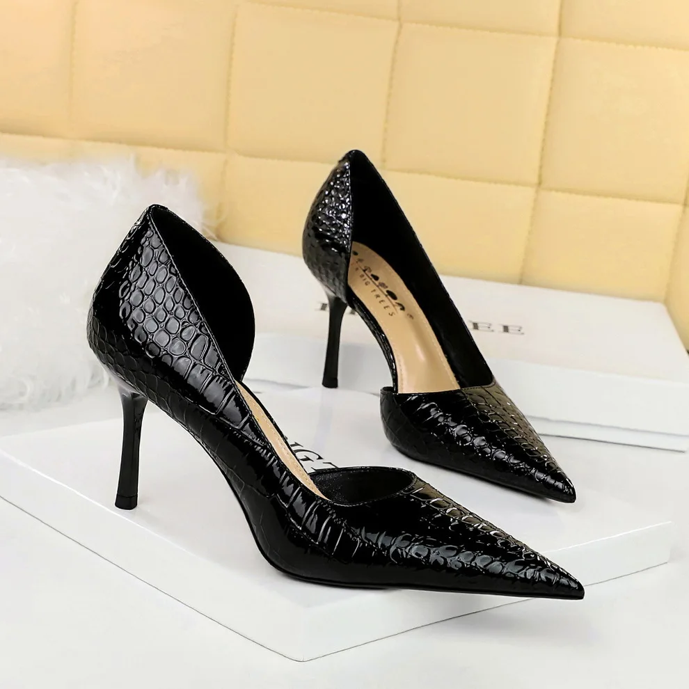 Женские туфли-лодочки стильные туфли на высоком каблуке с тонким неглубоким