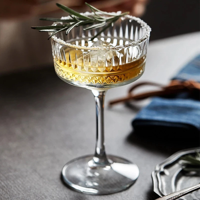 

European Carved Wide Mouth Champagne Glass Martini Goblet Household Dessert Cup Creative Cocktail Cups Bar Wine Glasses
