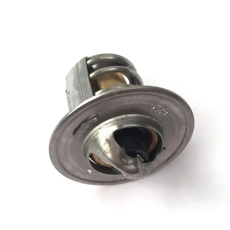 Термостат 15331-73014 для Kubota F2400 F2560 F2560E F3060 FZ2400 F2260 FZ2100