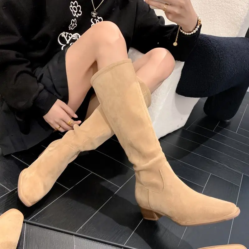 

Женские сапоги для верховой езды, на высоком каблуке, из флока