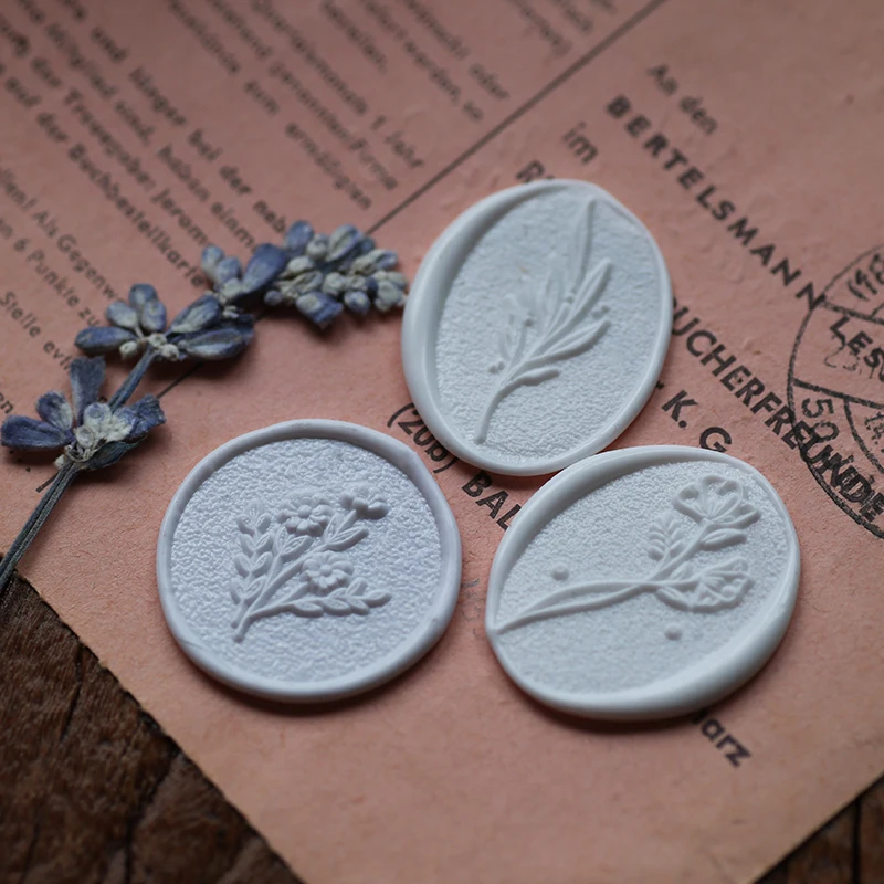

Wax Stamp Plant Fresh Minimalistic Relief Sculpture Frosted Fire Lacquer Seal Wedding Invitation Love Letter Flower Beautiful
