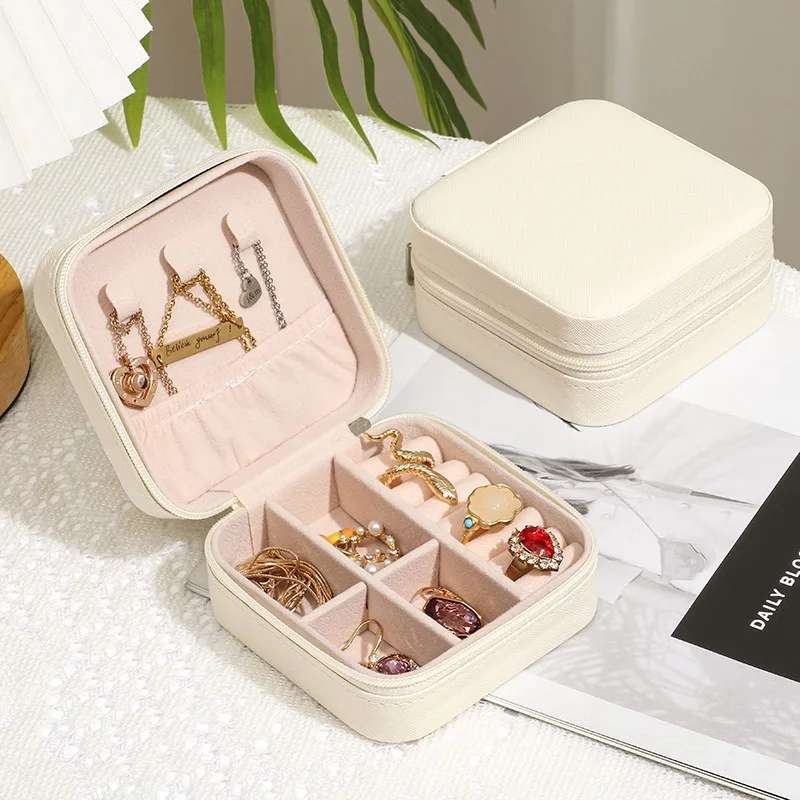 

Jewelry Box Storage Organizer Portable Travel Display Leather Jewelry Case Boxes Locket Necklaces Earrings Rings Holder Brackets