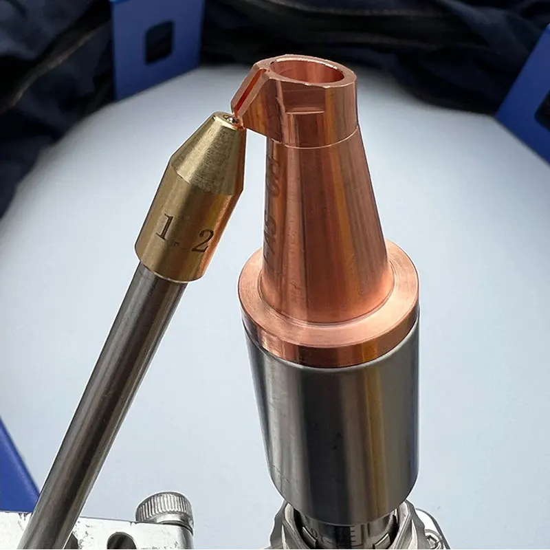 Лазерное мини-сварочное оборудование ручной сварочный аппарат для очистки