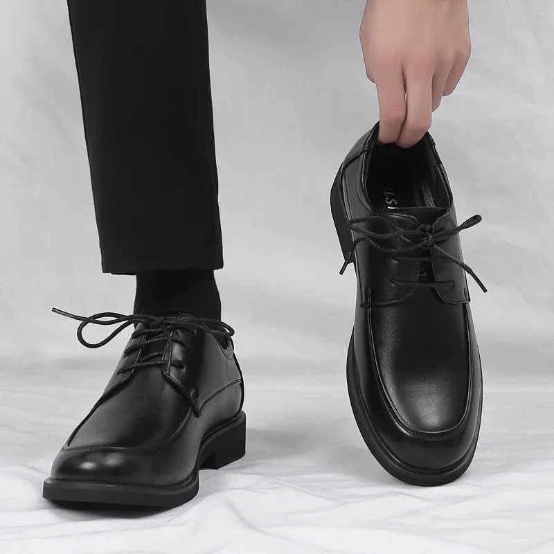 

Черные кожаные туфли мужская деловая одежда Повседневная Осенняя мужская кожаная обувь маленького размера и телесного размера мужская обувь 45 46 Si